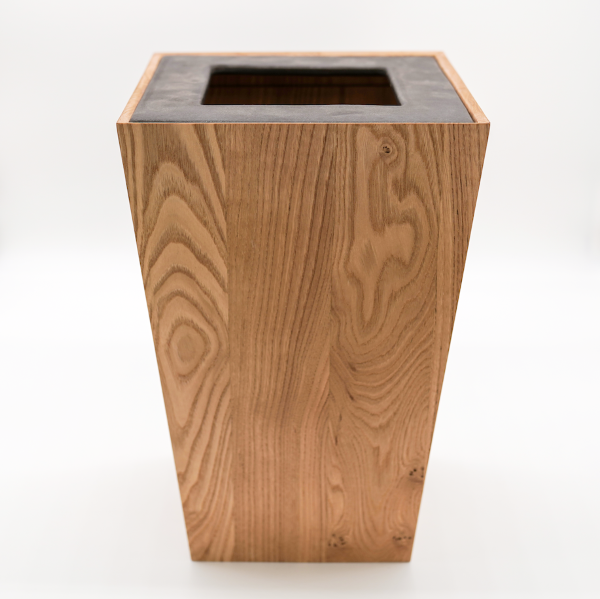 石州瓦とクリの木のダストボックス