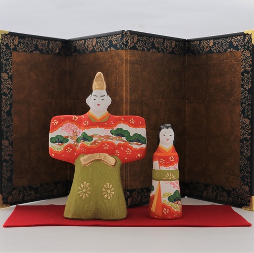 立ちびな