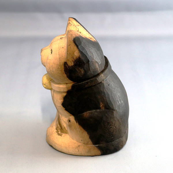 黒柿木彫　猫