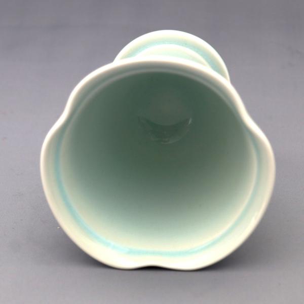 青白磁輪花ワインカップ