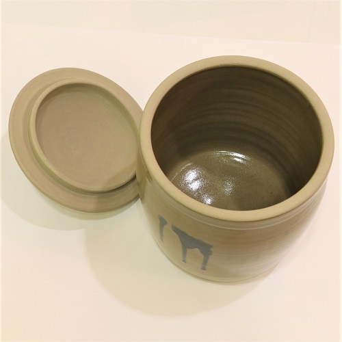 ふたつぼ切立　2升(高台型)